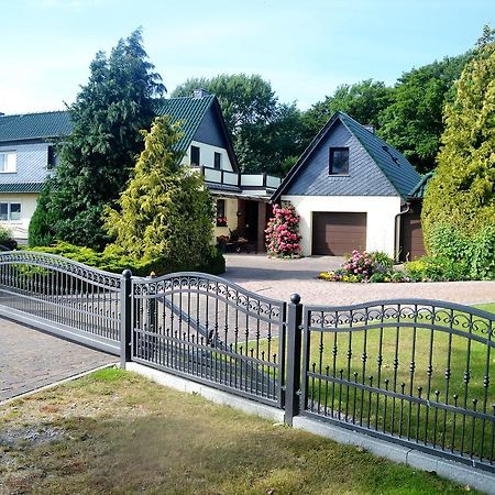 Ferienwohnung 2 bei Familie Saupe Schaprode Exterior foto